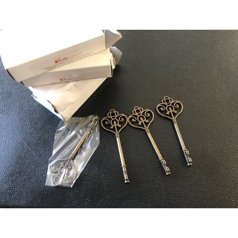Kate Aspen Bottle Opener Bronze Keys New Party Favor Set Of 16 Open Box